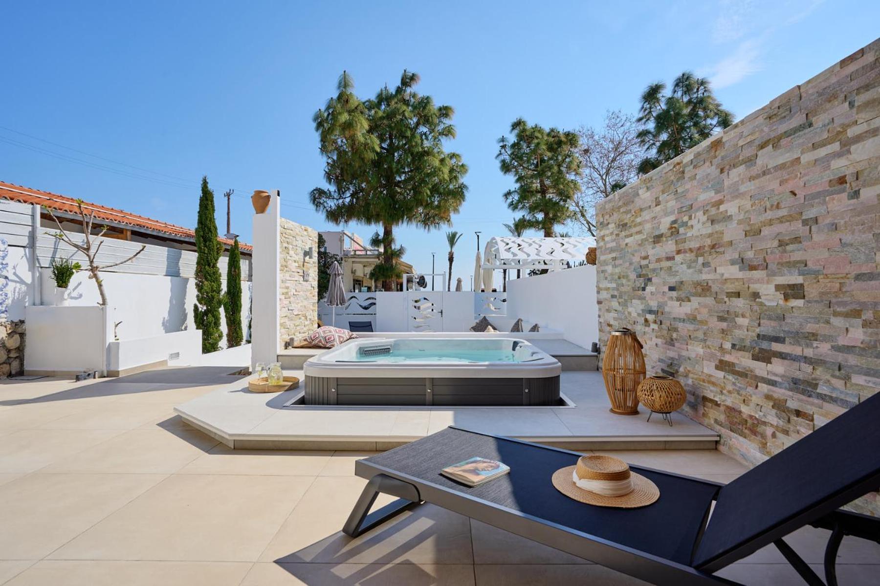 Sia Mare Seaside Apartments Фалираки Екстериор снимка
