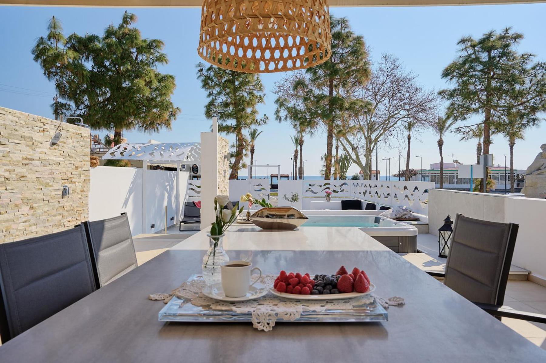 Sia Mare Seaside Apartments Фалираки Екстериор снимка